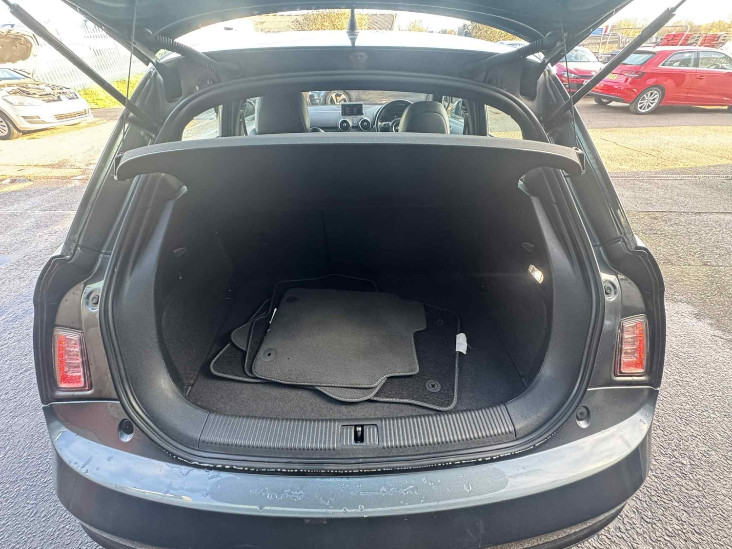 Used Audi A1 2013 for sale - 76757925: Photo 12