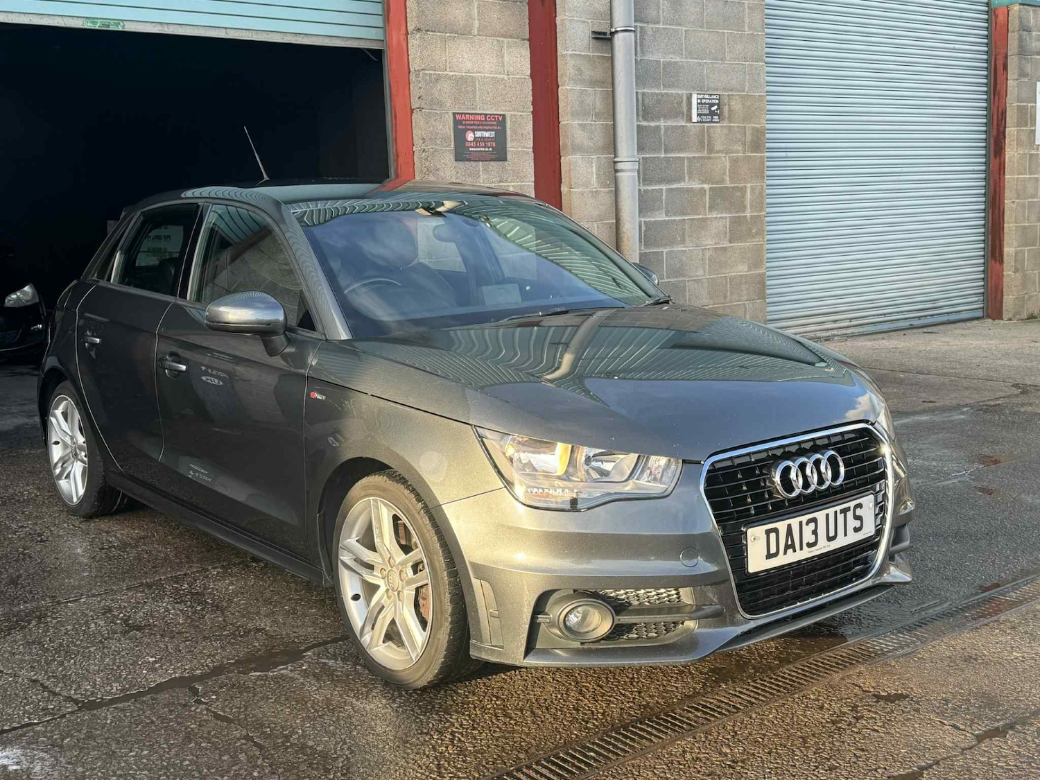 Used Audi A1 2013 for sale - 76757925: Photo 15