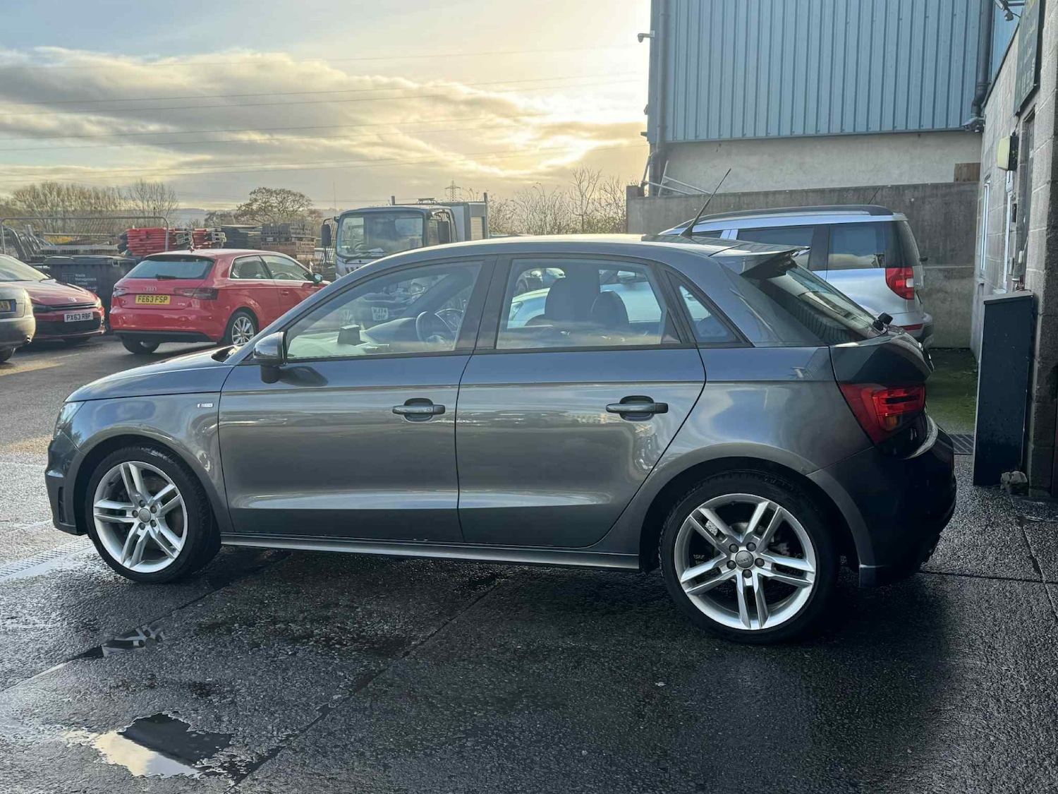 Used Audi A1 2013 for sale - 76757925: Photo 19
