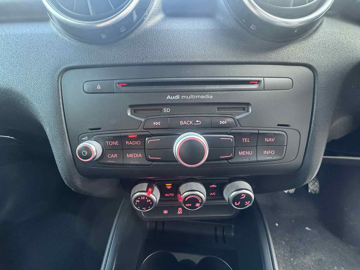 Used Audi A1 2013 for sale - 76757925: Photo 25