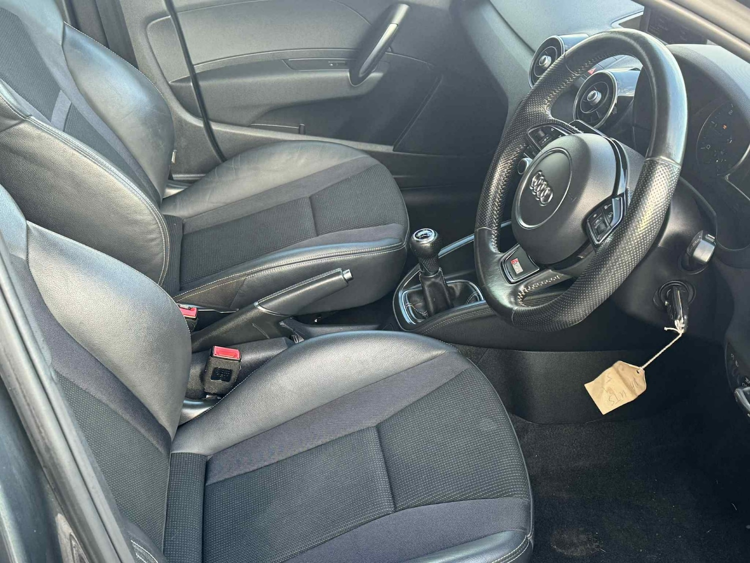 Used Audi A1 2013 for sale - 76757925: Photo 9