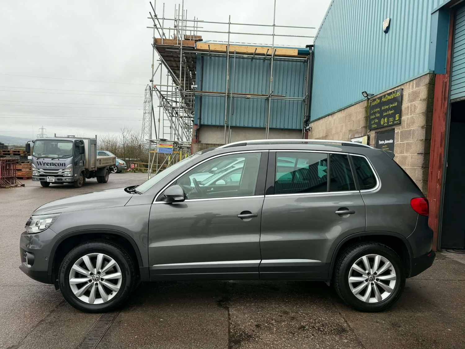 Used Volkswagen Tiguan 2015 for sale - 77630867: Photo 4