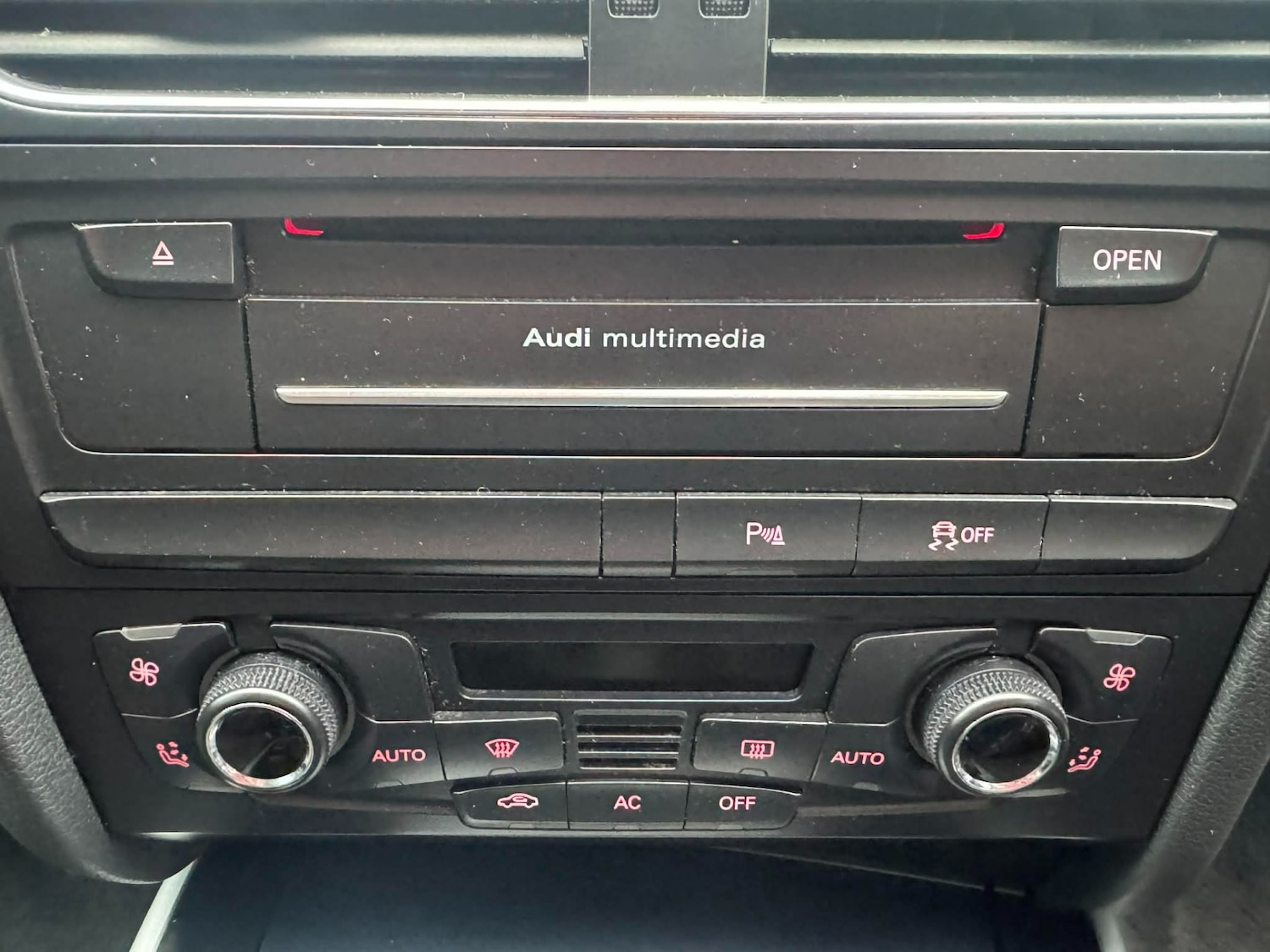 Used Audi A4 Allroad 2010 for sale - 77733112: Photo 9