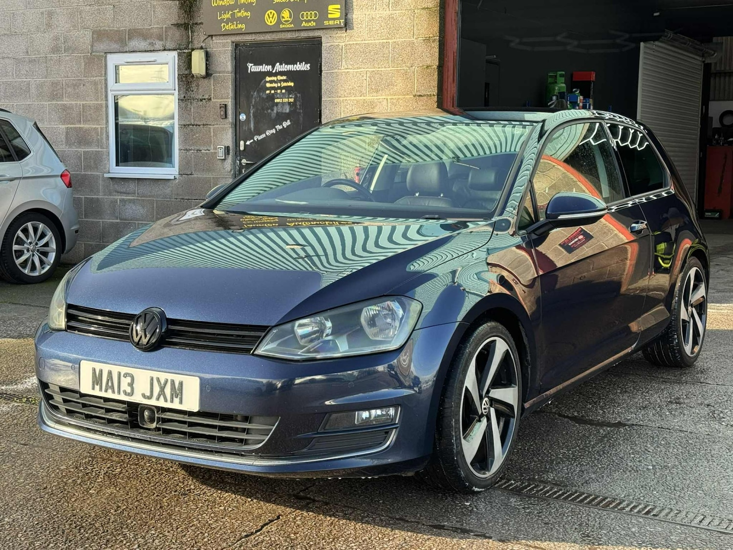 Used Volkswagen Golf 2013 for sale - 76669441: Photo 2