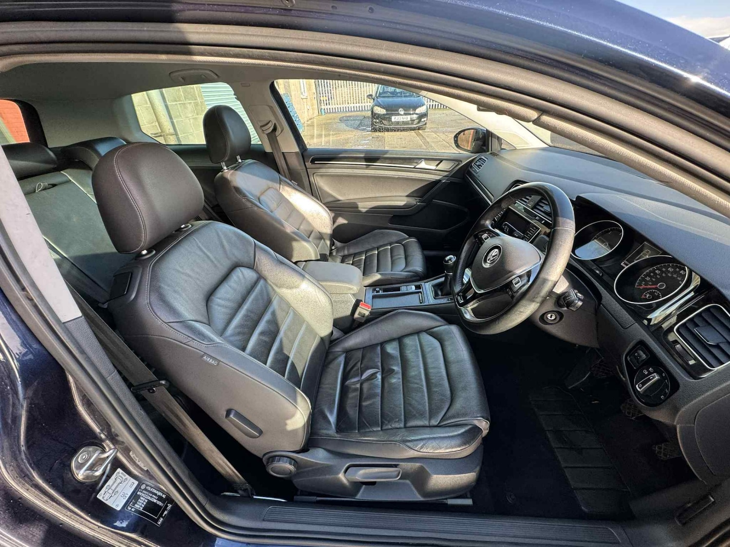 Used Volkswagen Golf 2013 for sale - 76669441: Photo 20