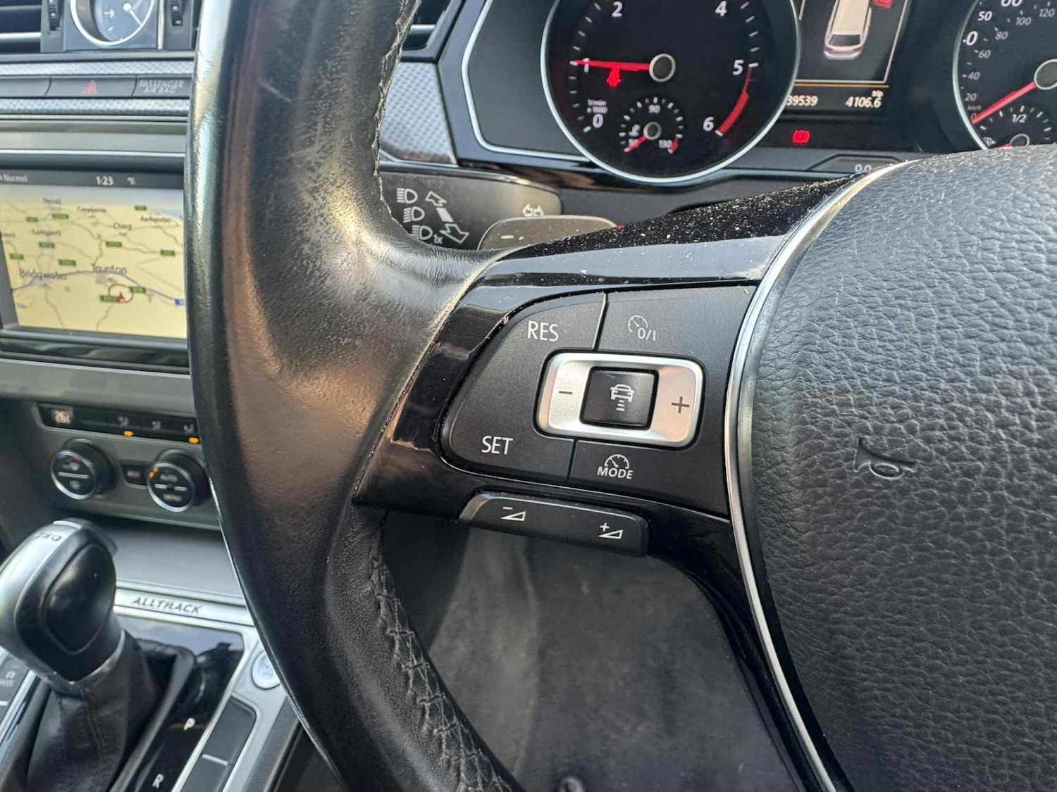 Used Volkswagen Passat 2015 for sale - 77069931: Photo 30