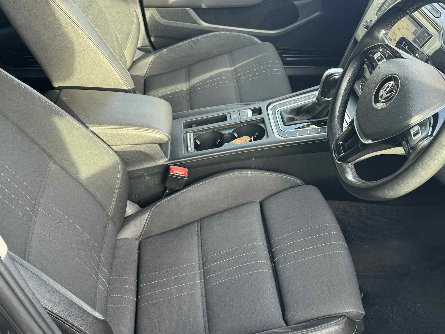 Used Volkswagen Passat 2015 for sale - 77069931: Photo 7