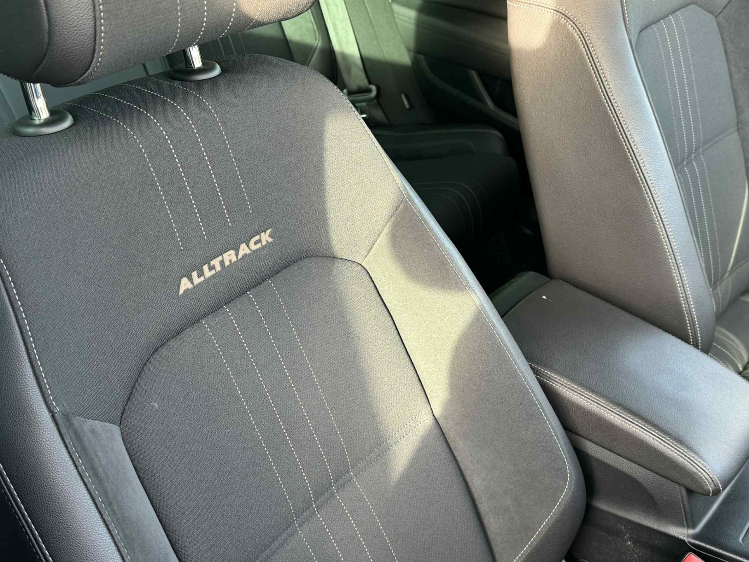 Used Volkswagen Passat 2015 for sale - 77069931: Photo 8