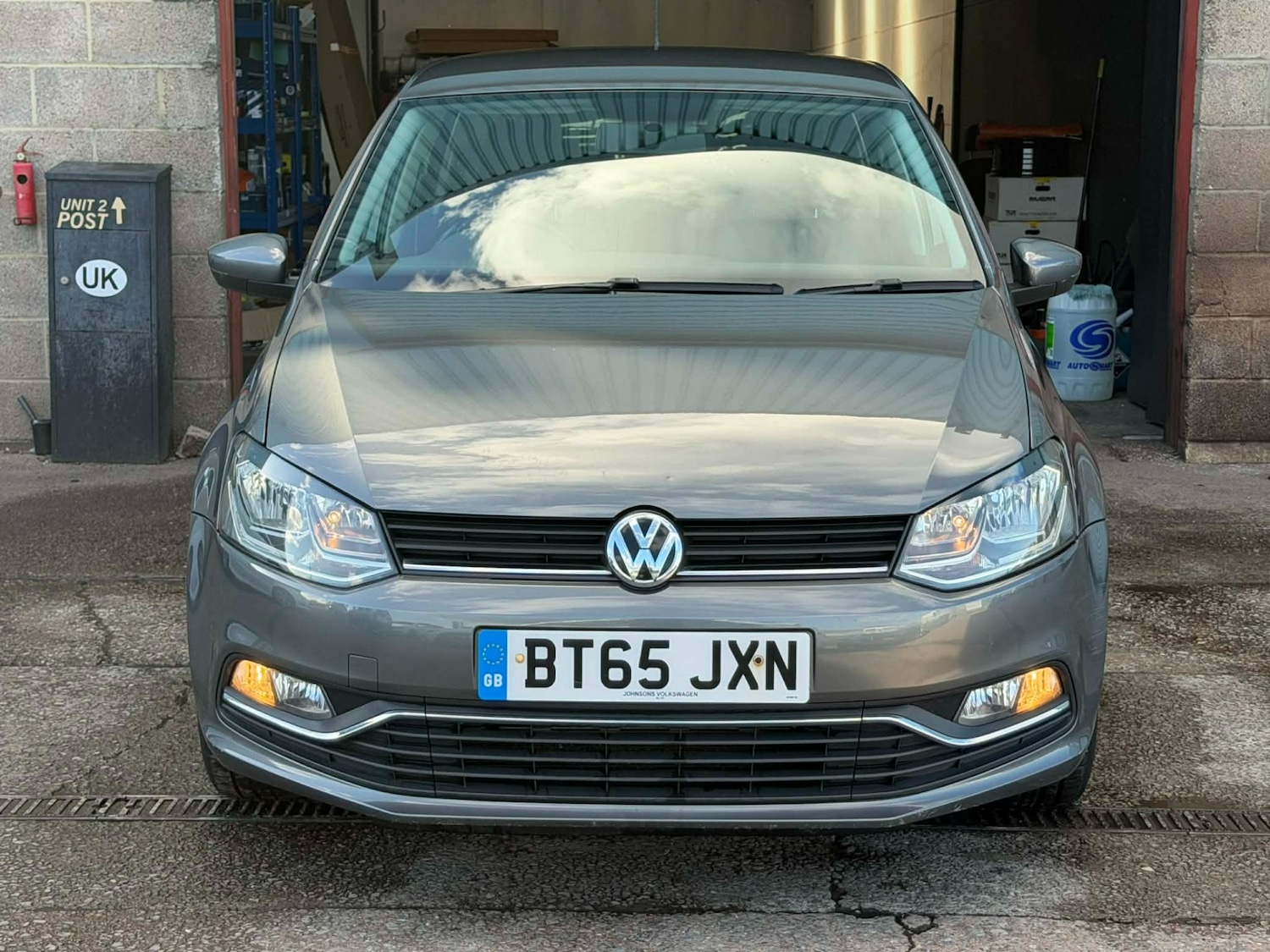 Used Volkswagen Polo 2015 for sale - 78082005: Photo 2