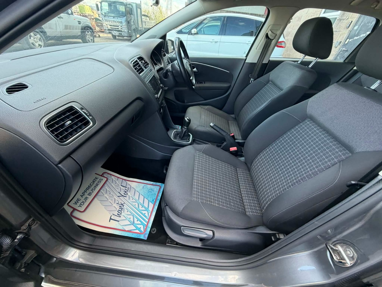 Used Volkswagen Polo 2015 for sale - 78082005: Photo 24