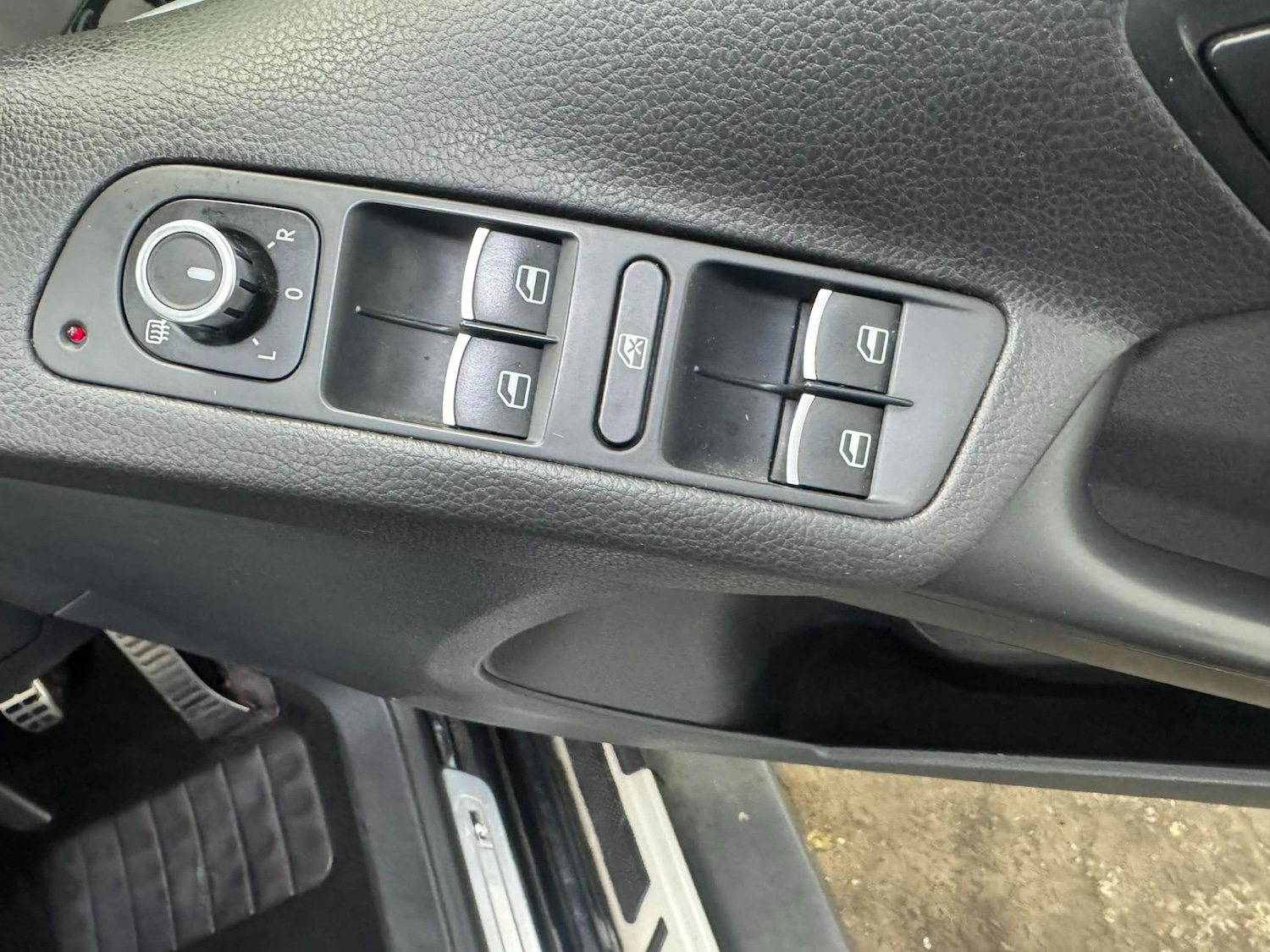 Used Volkswagen Tiguan 2013 for sale - 77846086: Photo 23