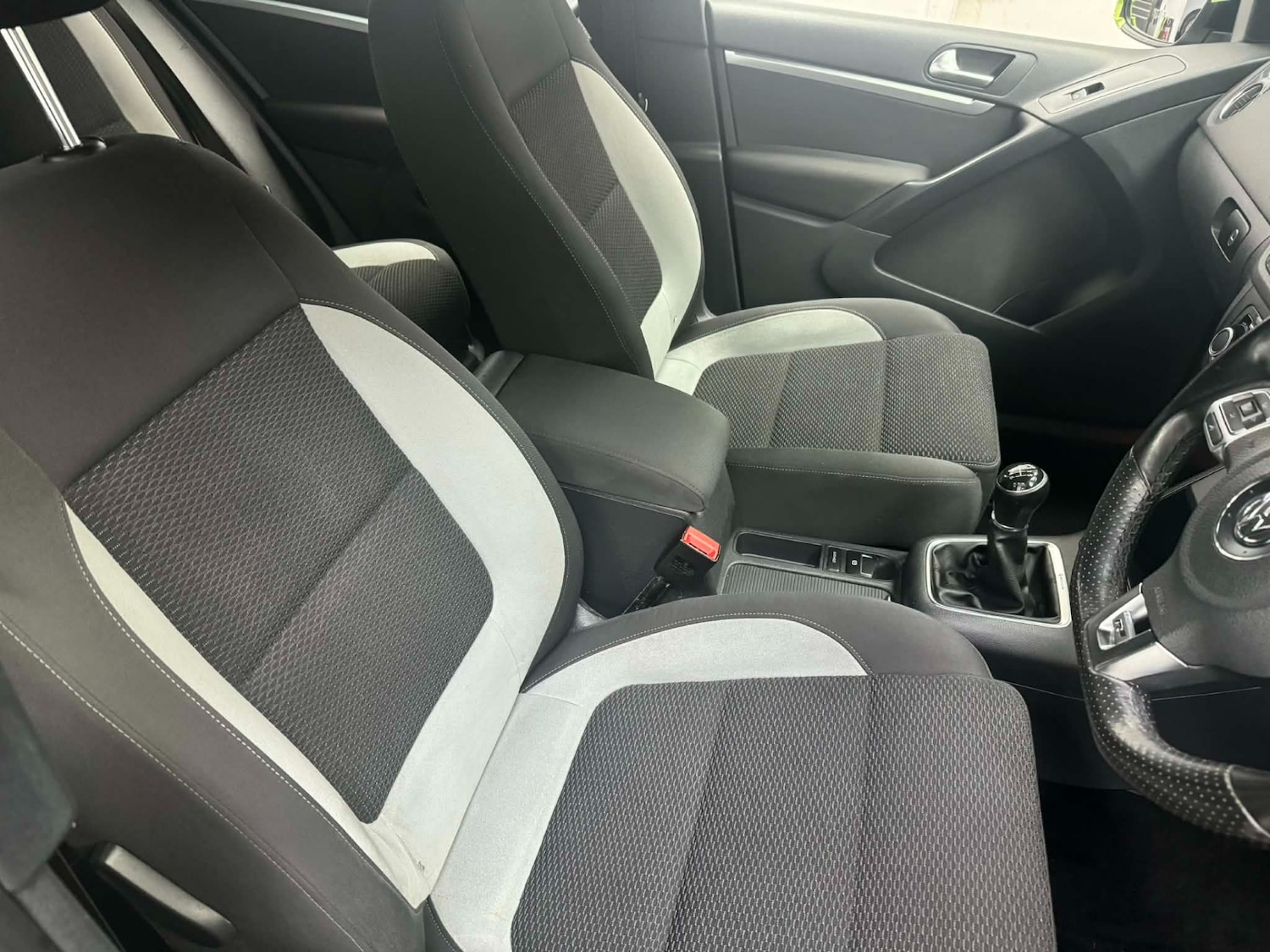 Used Volkswagen Tiguan 2013 for sale - 77846086: Photo 25