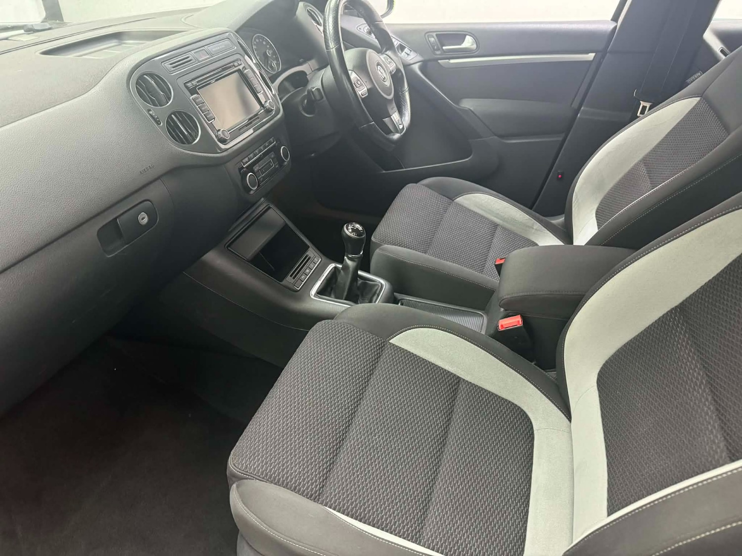 Used Volkswagen Tiguan 2013 for sale - 77846086: Photo 9