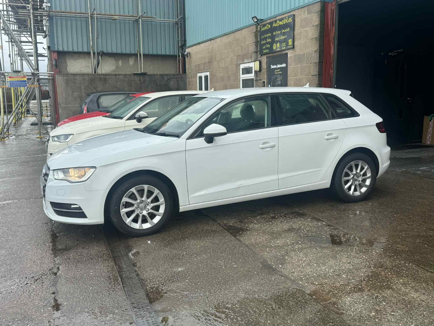 Used Audi A3 2014 for sale - 77288826: Photo 5