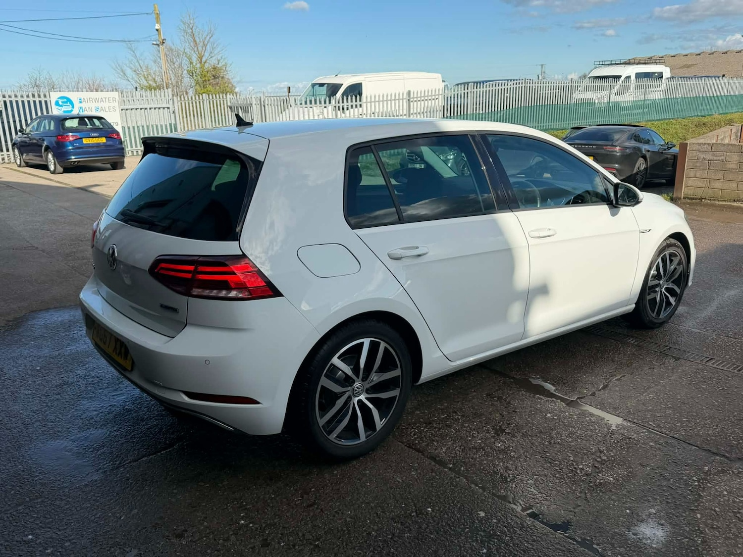 Used Volkswagen Golf 2017 for sale - 78091835: Photo 13