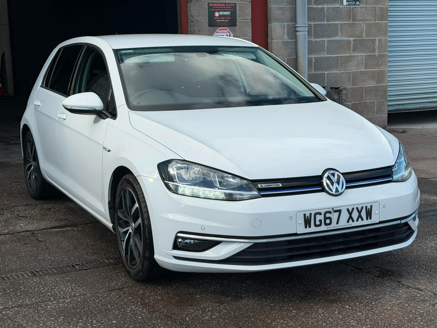 Used Volkswagen Golf 2017 for sale - 78091835: Photo 9