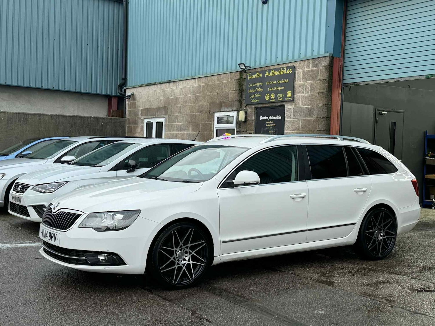 Used Skoda Superb 2014 for sale - 77085577: Photo 13