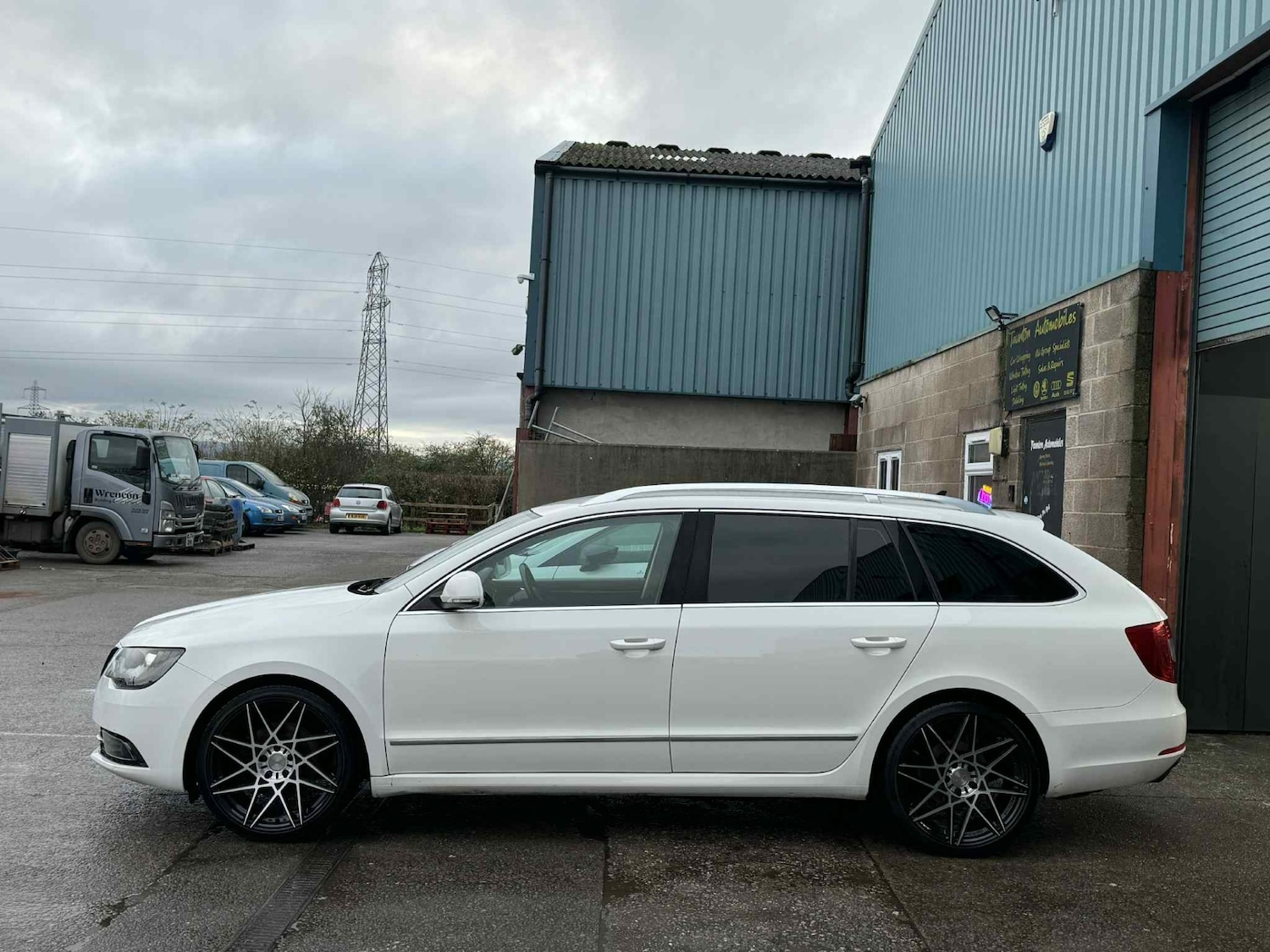 Used Skoda Superb 2014 for sale - 77085577: Photo 14