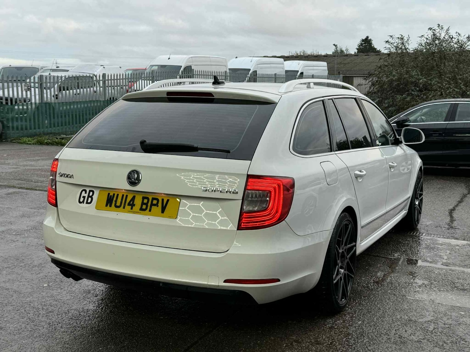 Used Skoda Superb 2014 for sale - 77085577: Photo 16