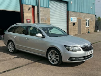 Used Skoda Superb 2015 for sale - 78386303: Photo
