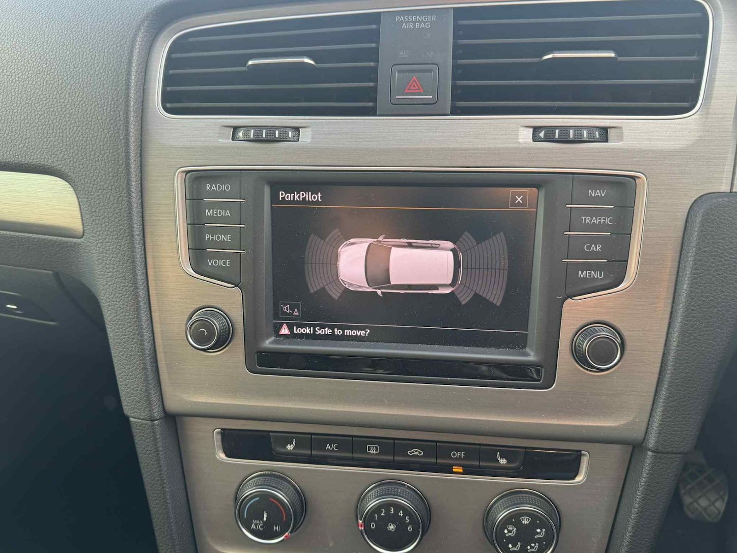 Used Volkswagen Golf 2016 for sale - 77071214: Photo 8