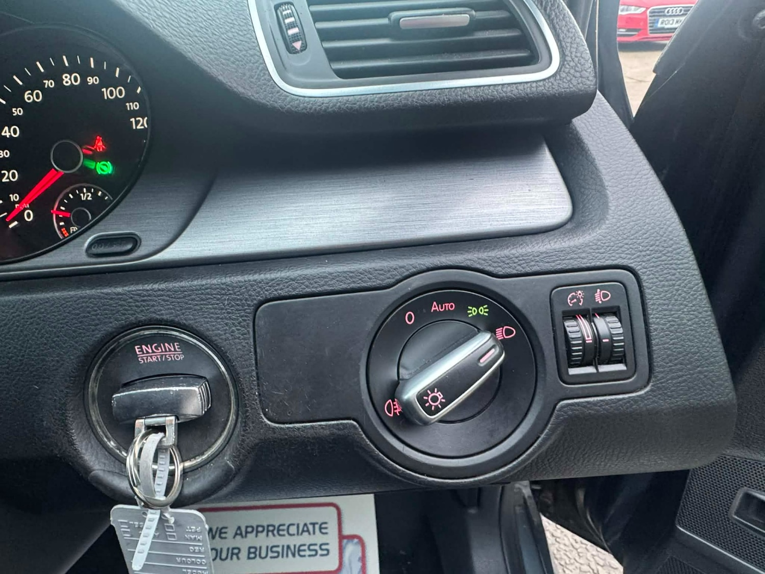 Used Volkswagen Passat 2013 for sale - 77735129: Photo 18