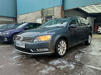 Used Volkswagen Passat 2013 for sale - 77735129: Photo