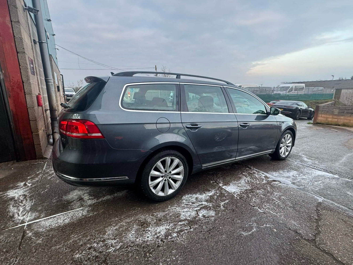 Used Volkswagen Passat 2013 for sale - 77735129: Photo 5