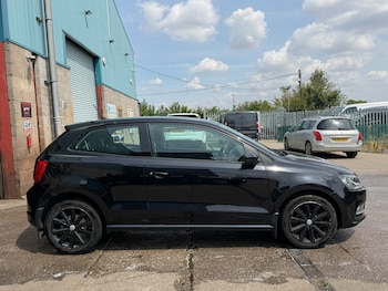 Used Volkswagen Polo 2015 for sale - 79296913: Photo