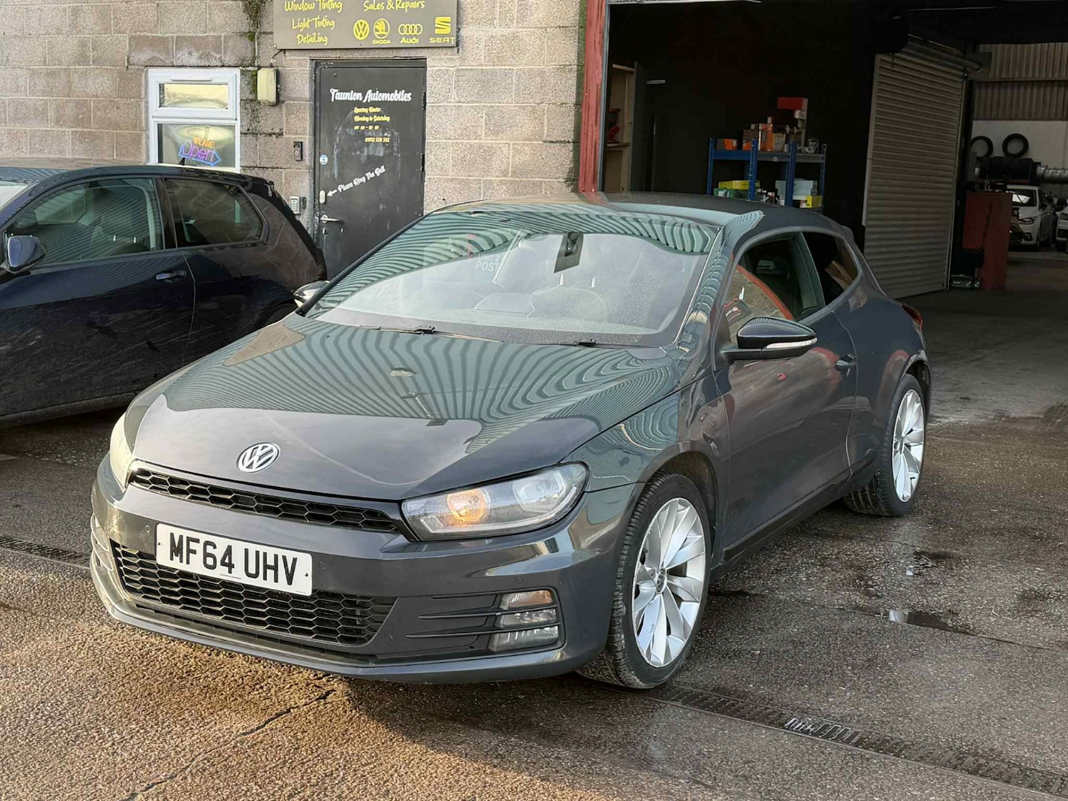 Used Volkswagen Scirocco 2014 for sale - 77161170: Photo 2