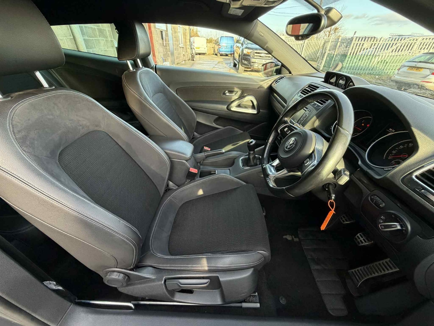 Used Volkswagen Scirocco 2014 for sale - 77161170: Photo 24