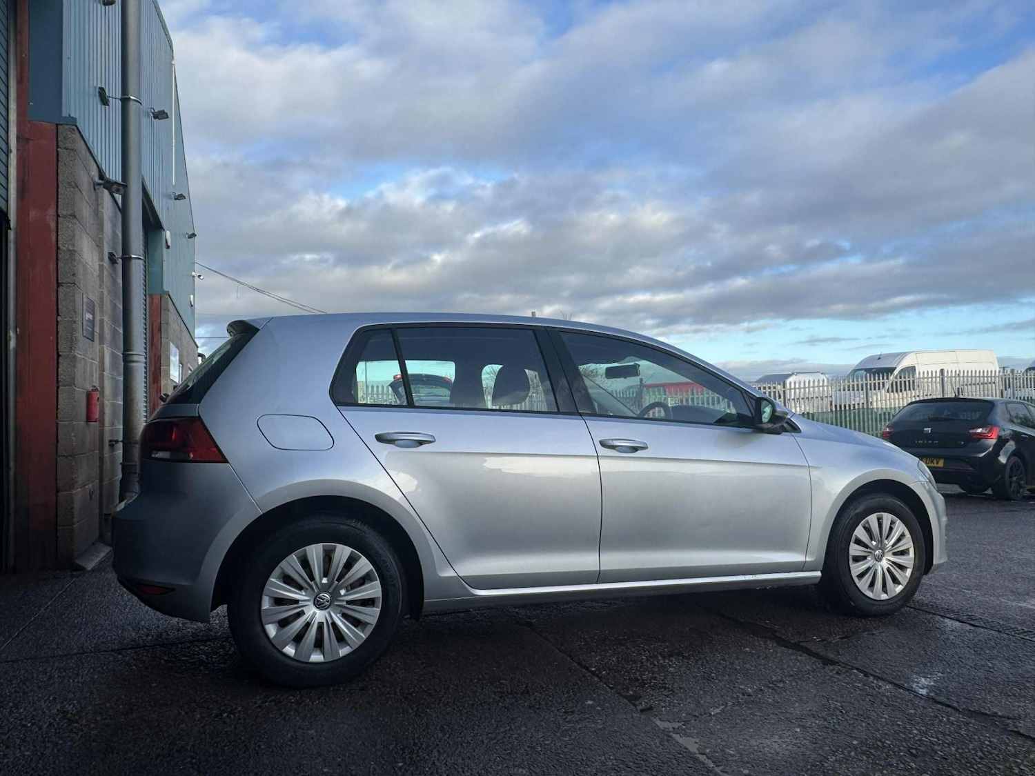 Used Volkswagen Golf 2013 for sale - 76758803: Photo 16