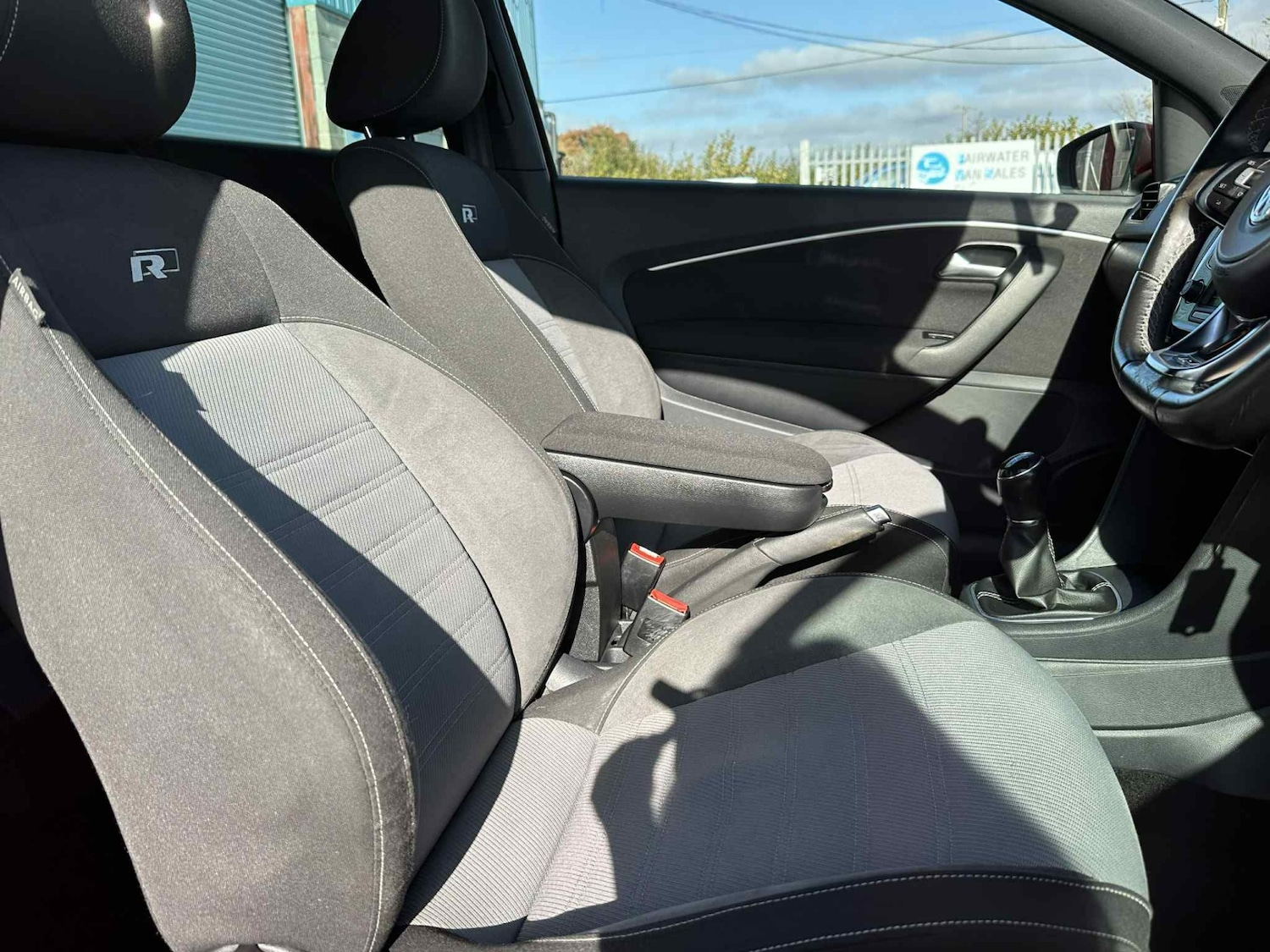 Used Volkswagen Polo 2016 for sale - 76265814: Photo 10