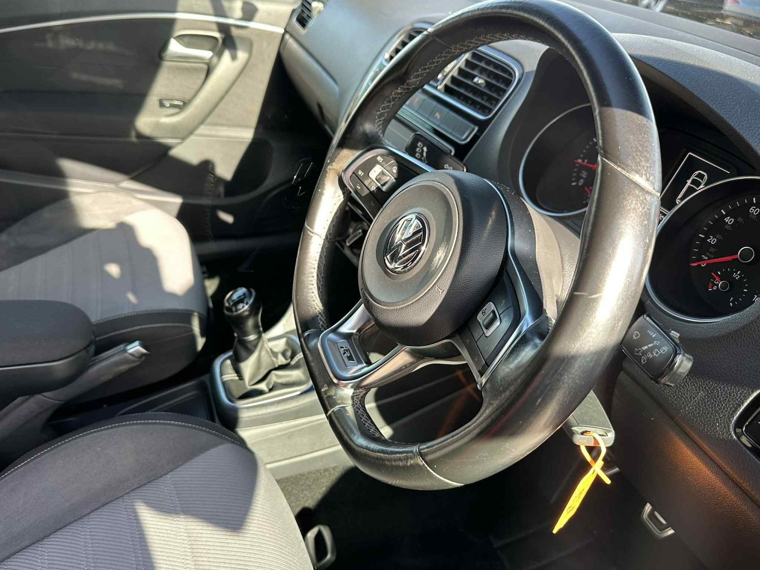 Used Volkswagen Polo 2016 for sale - 76265814: Photo 11