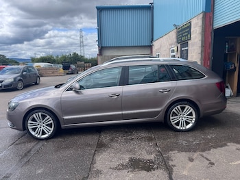 Used Skoda Superb 2015 for sale - 79004208: Photo