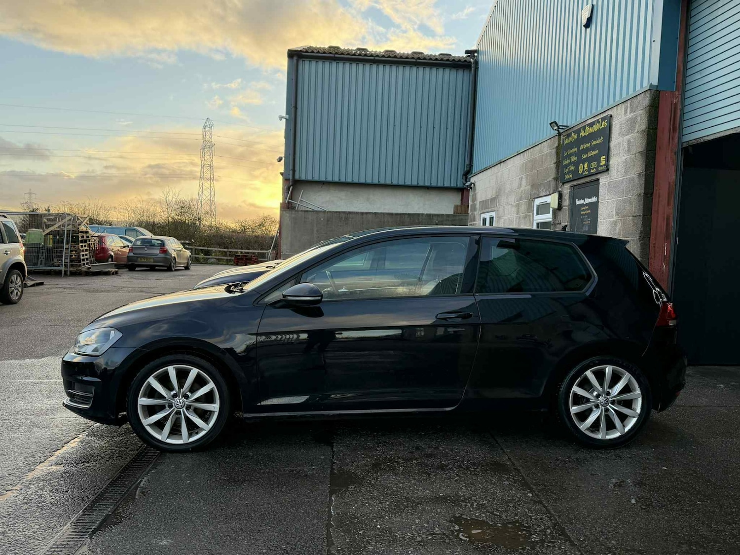 Used Volkswagen Golf 2013 for sale - 76669428: Photo 19