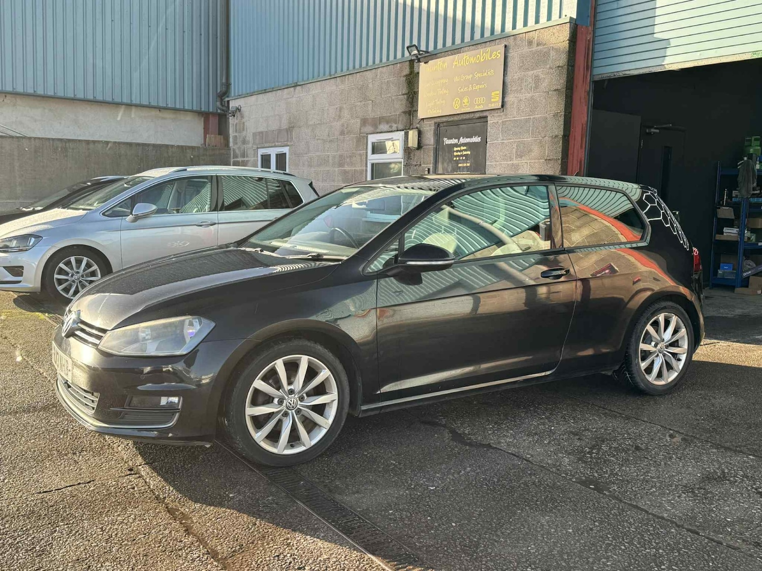 Used Volkswagen Golf 2013 for sale - 76669428: Photo 4