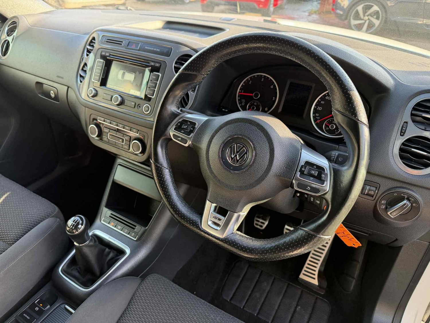 Used Volkswagen Tiguan 2015 for sale - 76940389: Photo 10