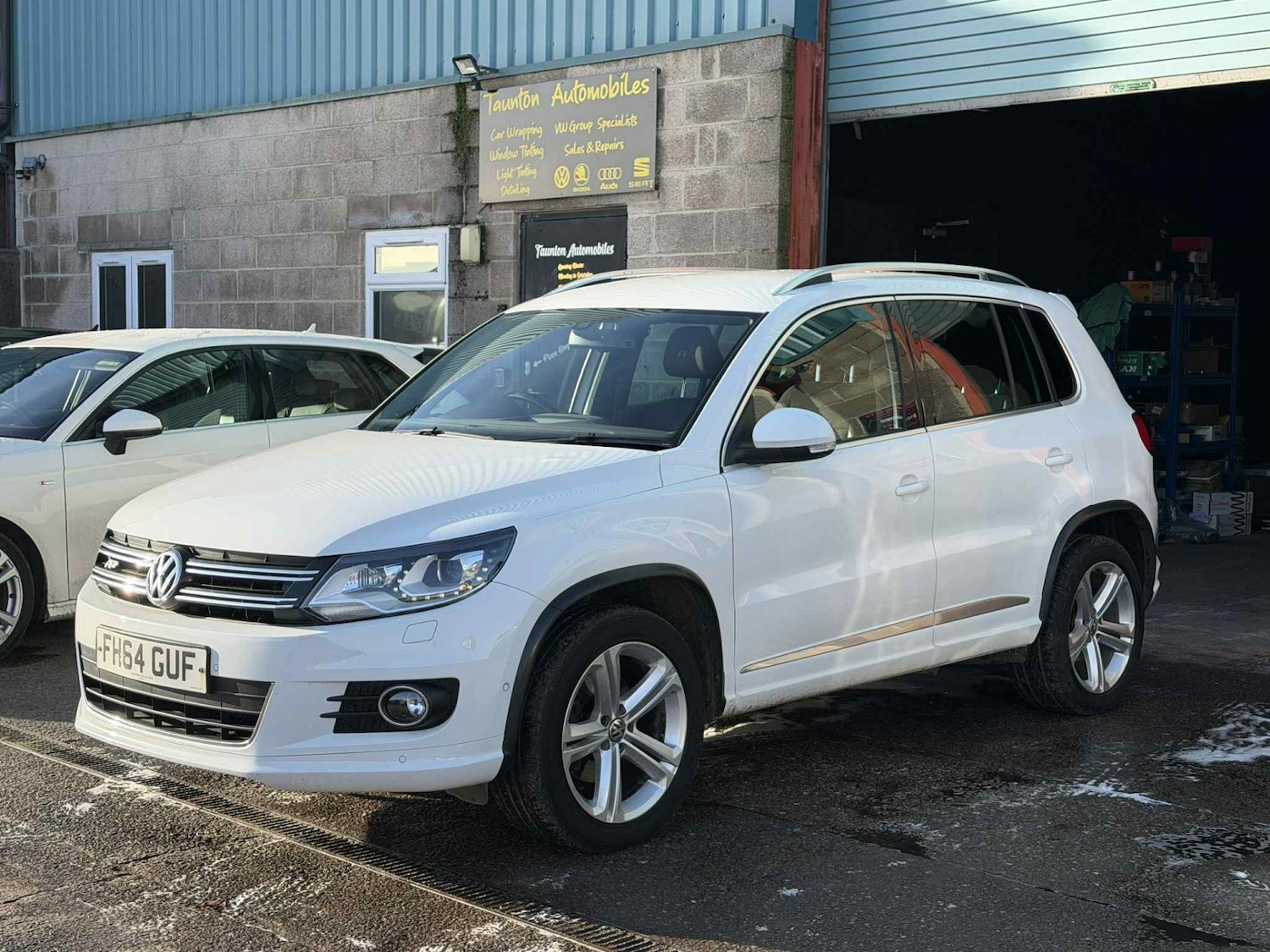 Used Volkswagen Tiguan 2015 for sale - 76940389: Photo 13