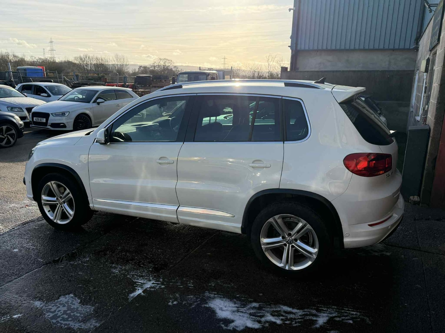Used Volkswagen Tiguan 2015 for sale - 76940389: Photo 16