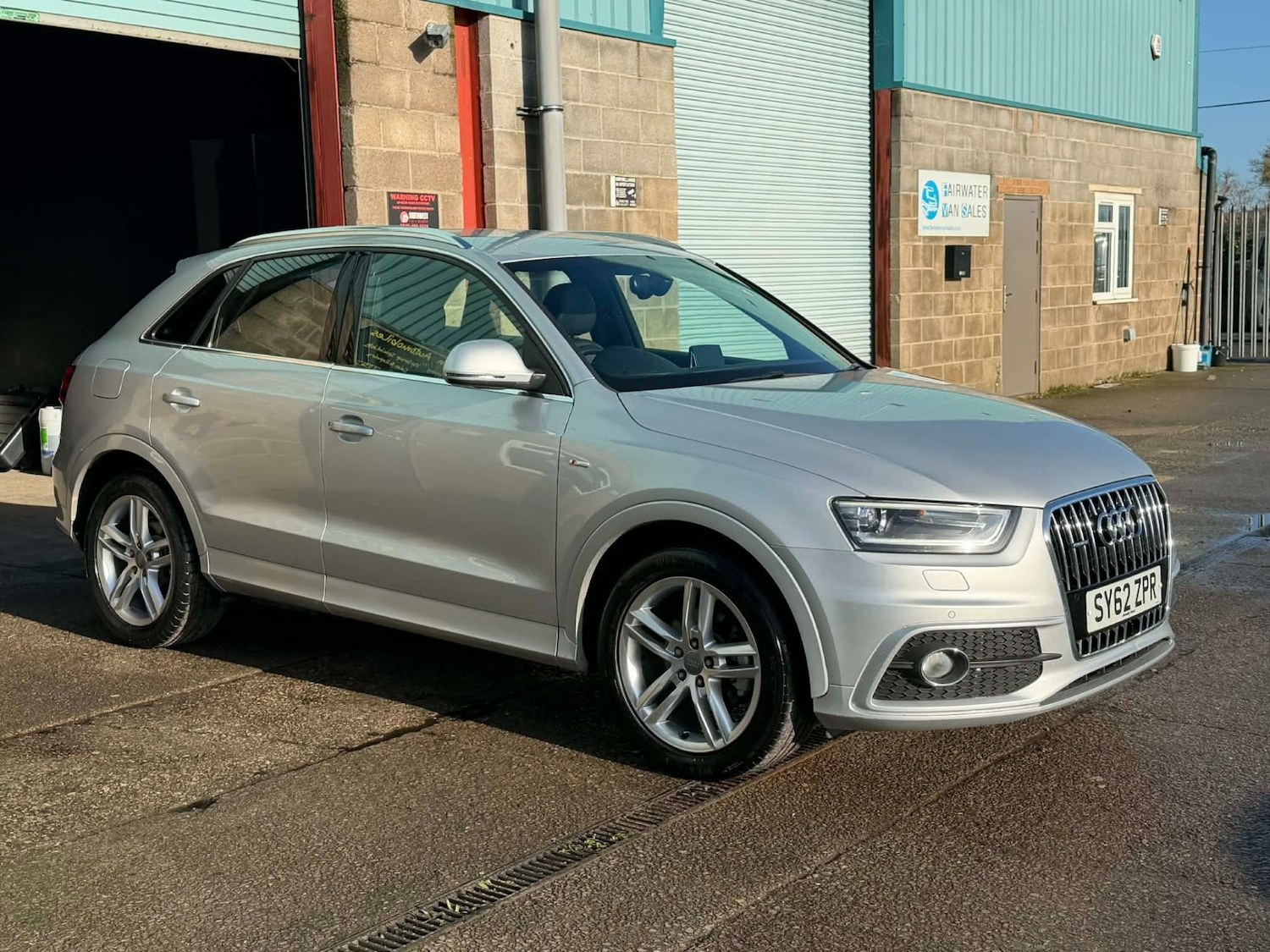 Used Audi Q3 2013 for sale - 77568719: Photo 2