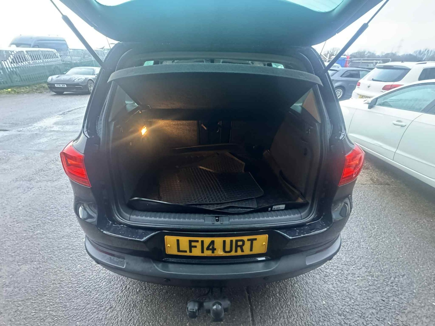 Used Volkswagen Tiguan 2014 for sale - 77286792: Photo 20