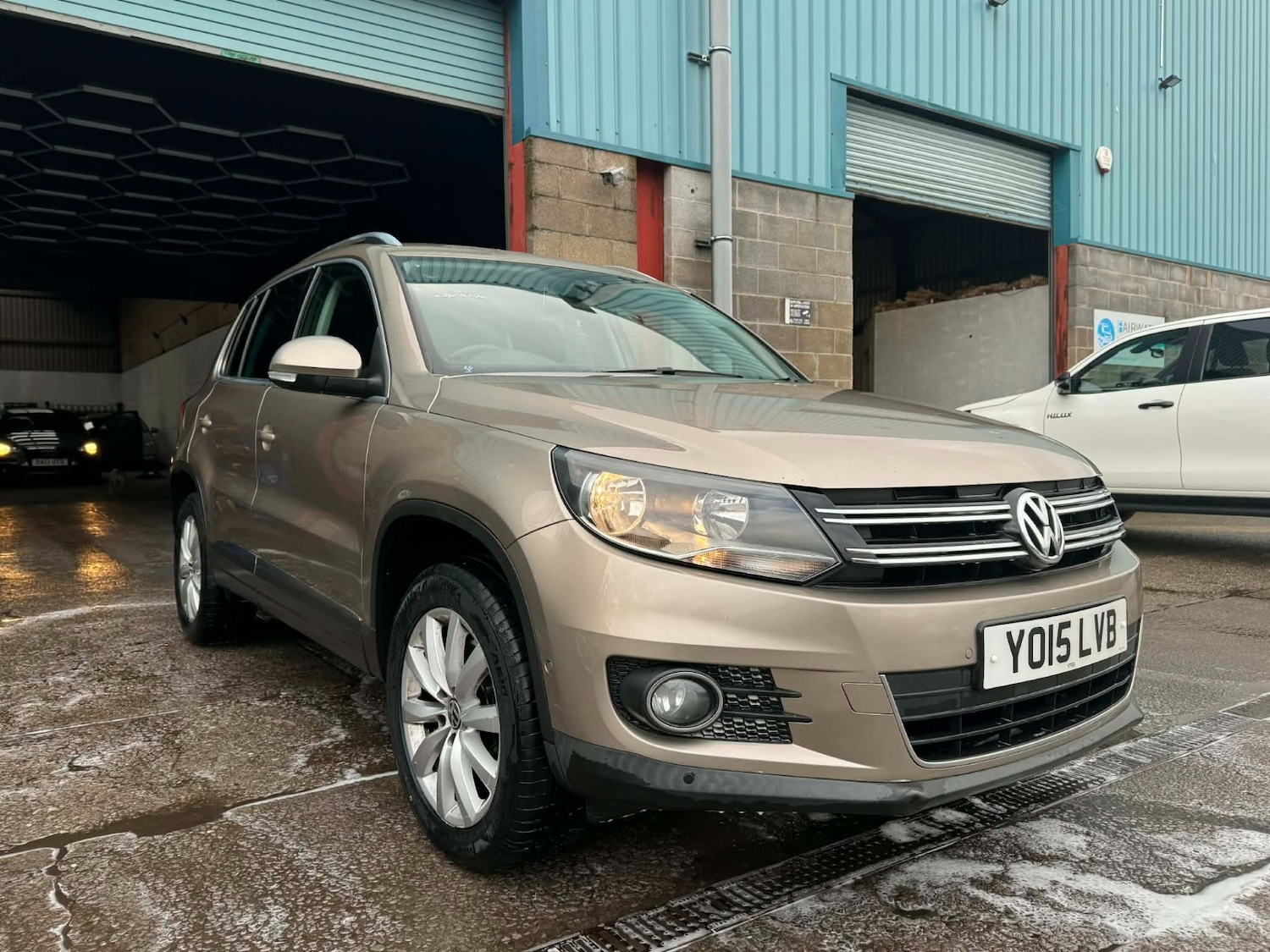 Used Volkswagen Tiguan 2015 for sale - 77545350: Photo 17