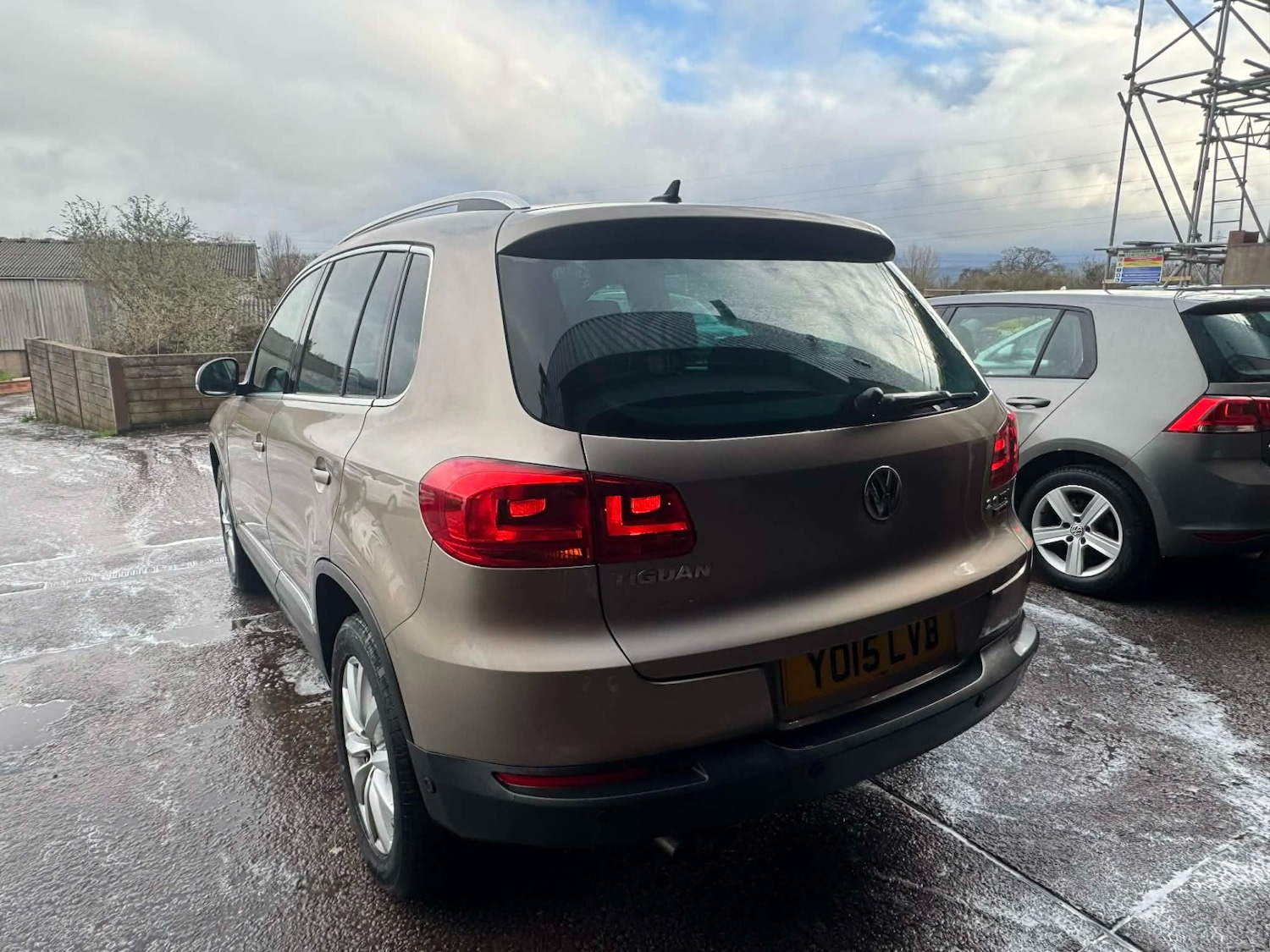 Used Volkswagen Tiguan 2015 for sale - 77545350: Photo 6