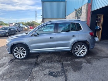 Used Volkswagen Tiguan 2010 for sale - 79027242: Photo