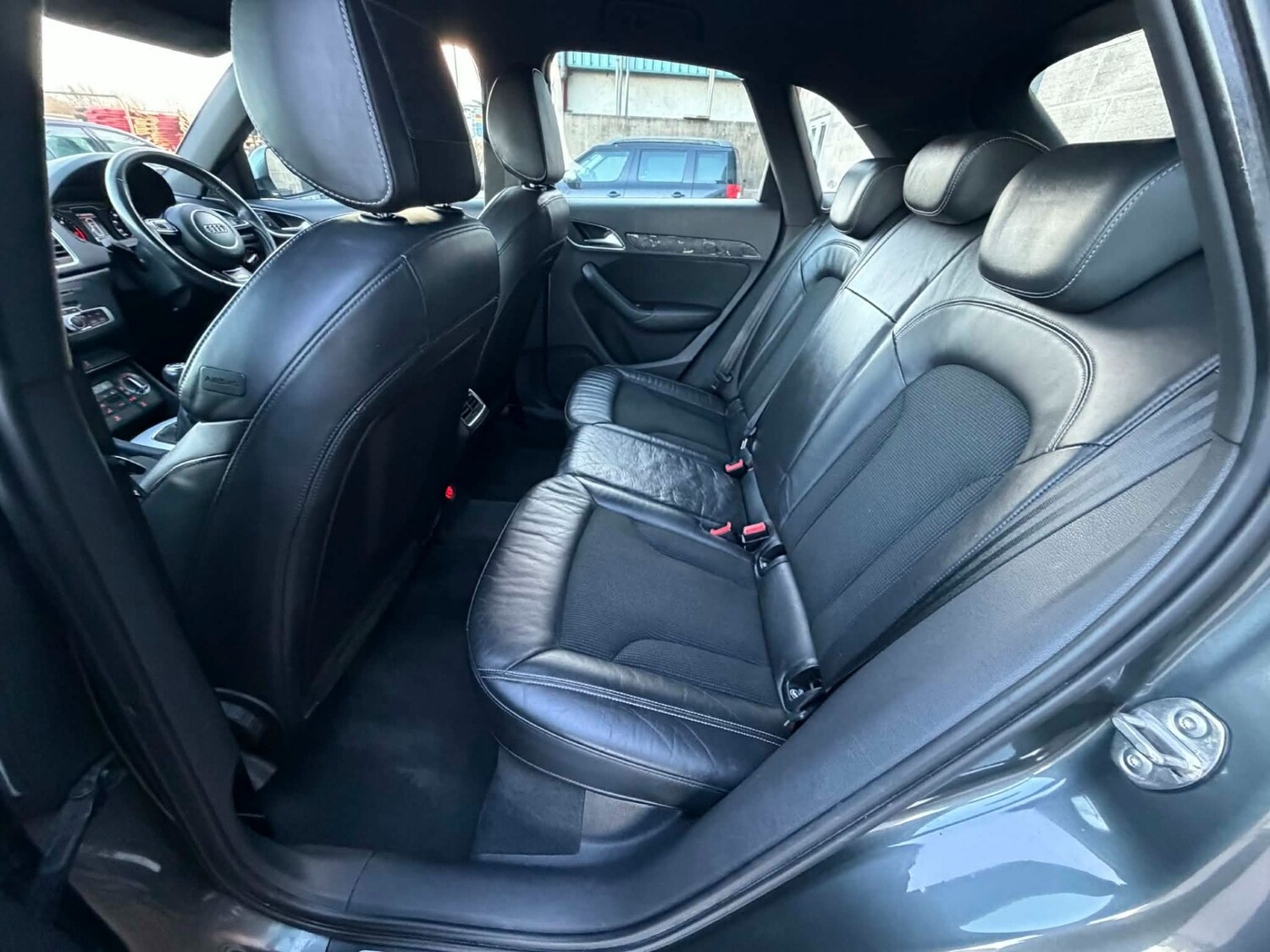 Used Audi Q3 2014 for sale - 77570876: Photo 11