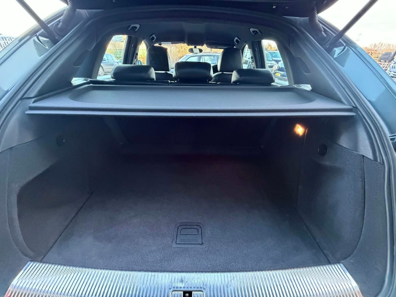 Used Audi Q3 2014 for sale - 77570876: Photo 12