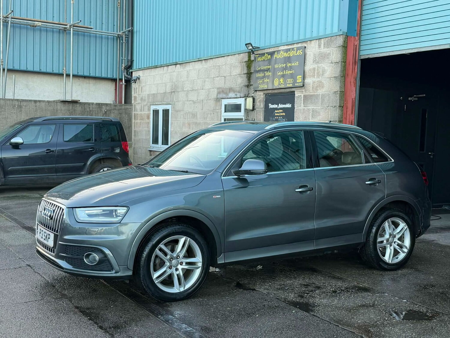Used Audi Q3 2014 for sale - 77570876: Photo 13
