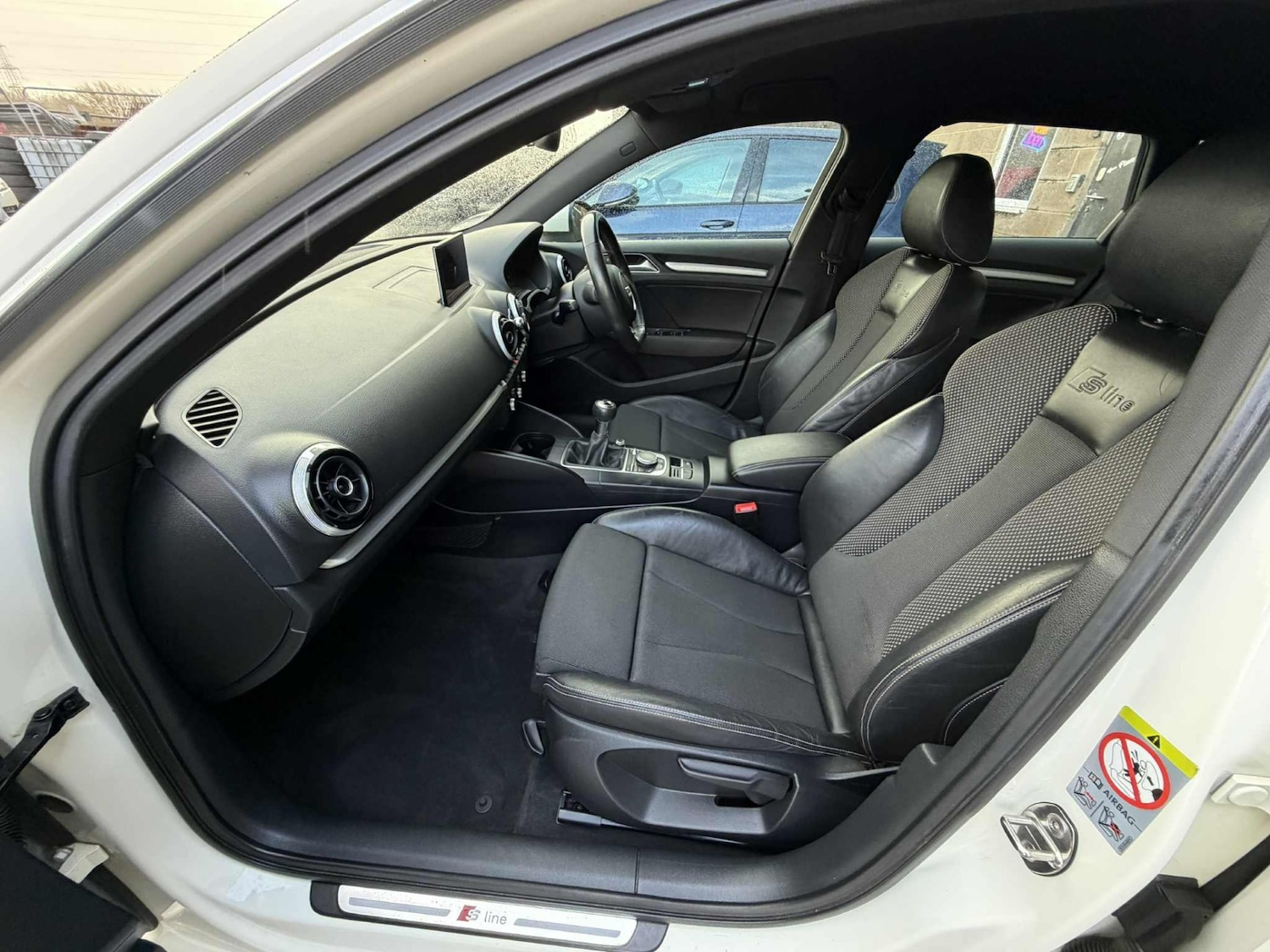 Used Audi A3 2014 for sale - 76853433: Photo 9