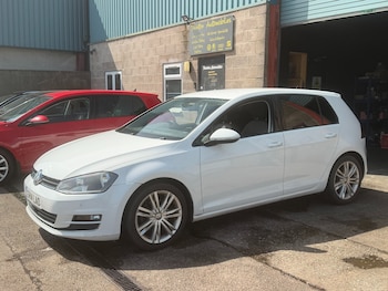 Used Volkswagen Golf 2014 for sale - 79616475: Photo